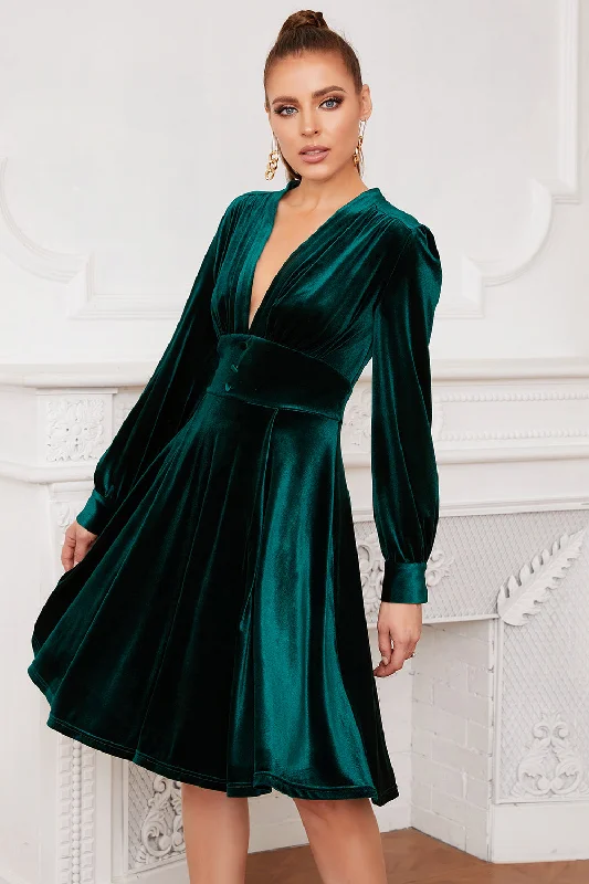 Dark Green Velvet Party Dress With Long Sleeves