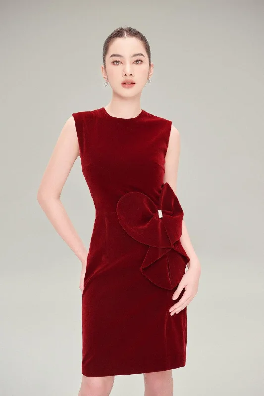 Party dresses with a fringed detail for a fun and dynamic styleMariana Sheath Round Neck Velvet Knee-length Dress Party dresses with a fringed detail for a fun and dynamic styleMariana Sheath Round Neck Velvet Knee-length Dress