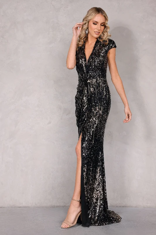 Prom dresses with side - slit pockets and solid - color fabrics for a practical and stylish formal lookTerani Couture 2021E2860 Prom dresses with side - slit pockets and solid - color fabrics for a practical and stylish formal lookTerani Couture 2021E2860