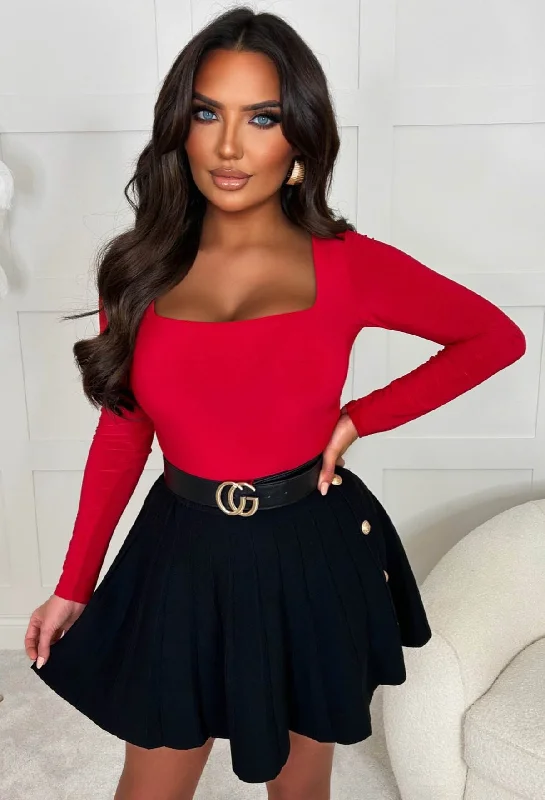 Ruffled Bodysuits with a Playful and Feminine TouchGirl Like Me Red Square Neck Long Sleeve Bodysuit Ruffled Bodysuits with a Playful and Feminine TouchGirl Like Me Red Square Neck Long Sleeve Bodysuit
