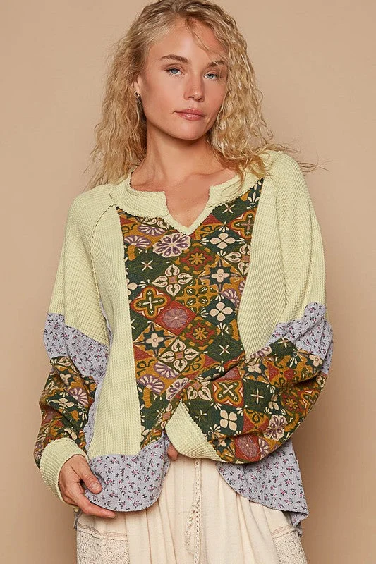 Ruffled Bodysuits with a Playful and Feminine TouchExposed Seam Printed Notched Raglan Sleeve Knit Top Ruffled Bodysuits with a Playful and Feminine TouchExposed Seam Printed Notched Raglan Sleeve Knit Top